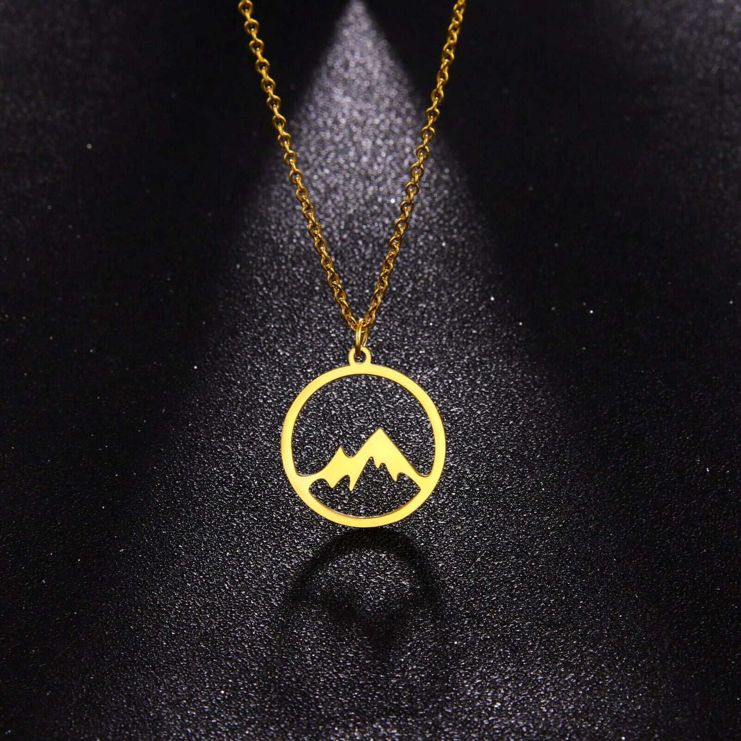 Mountain Hill Chain