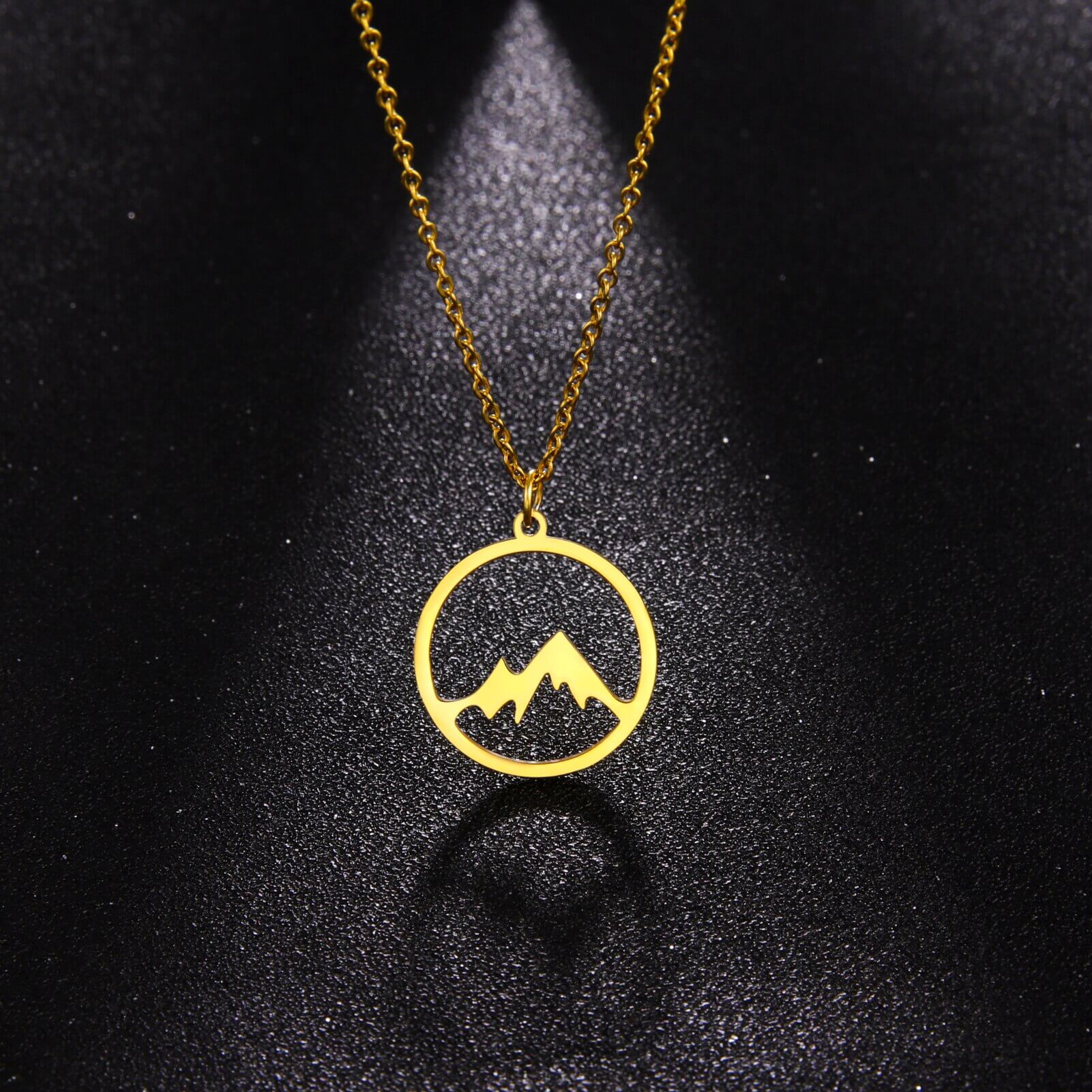 Mountain Hill Chain