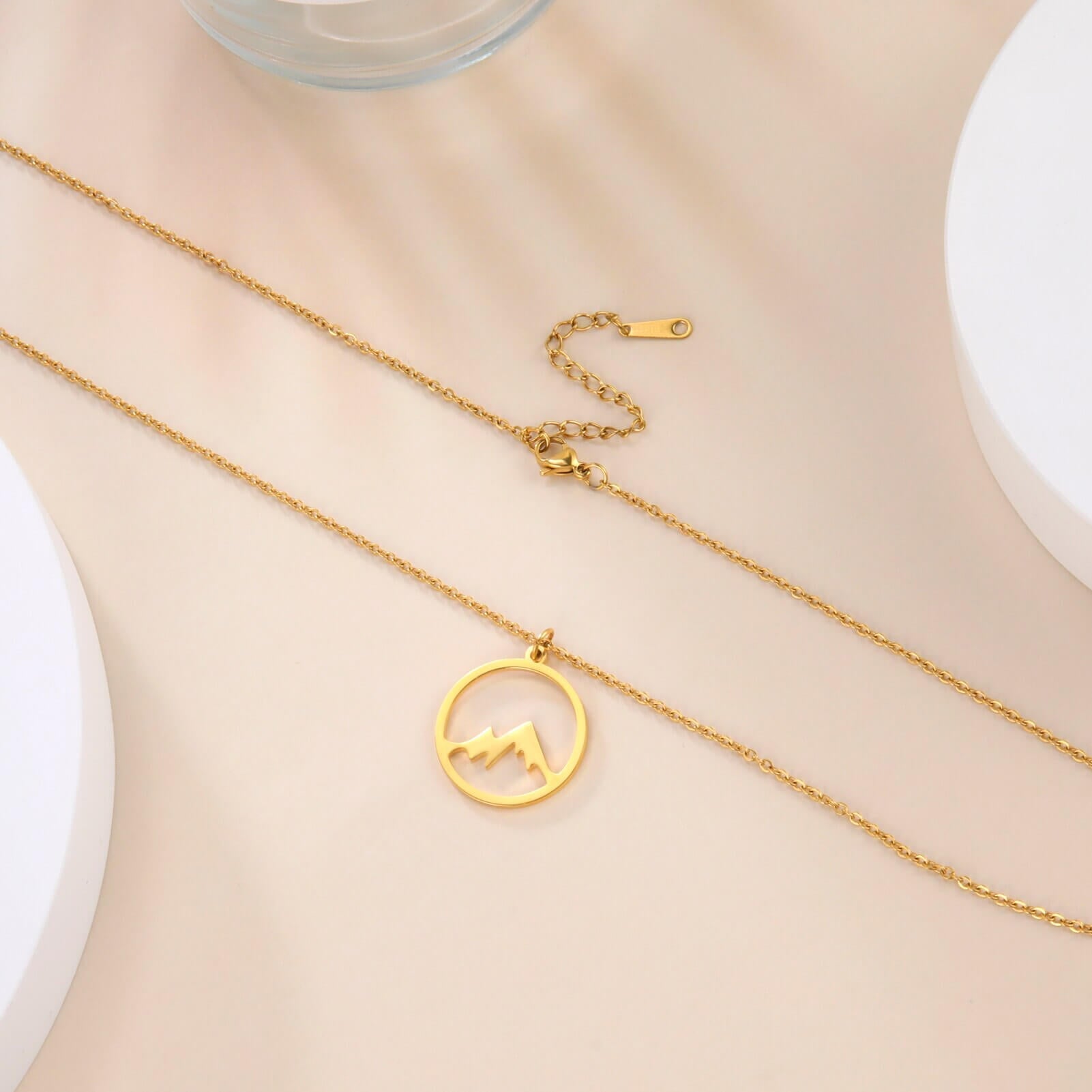 Mountain Hill Chain