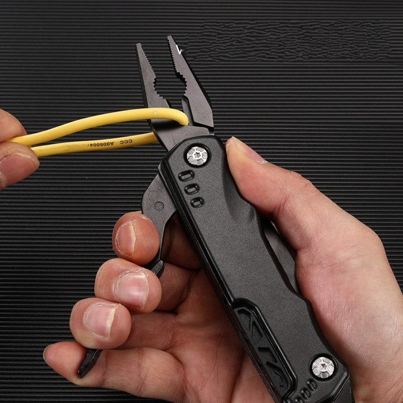 Multifunctional claw hammer
