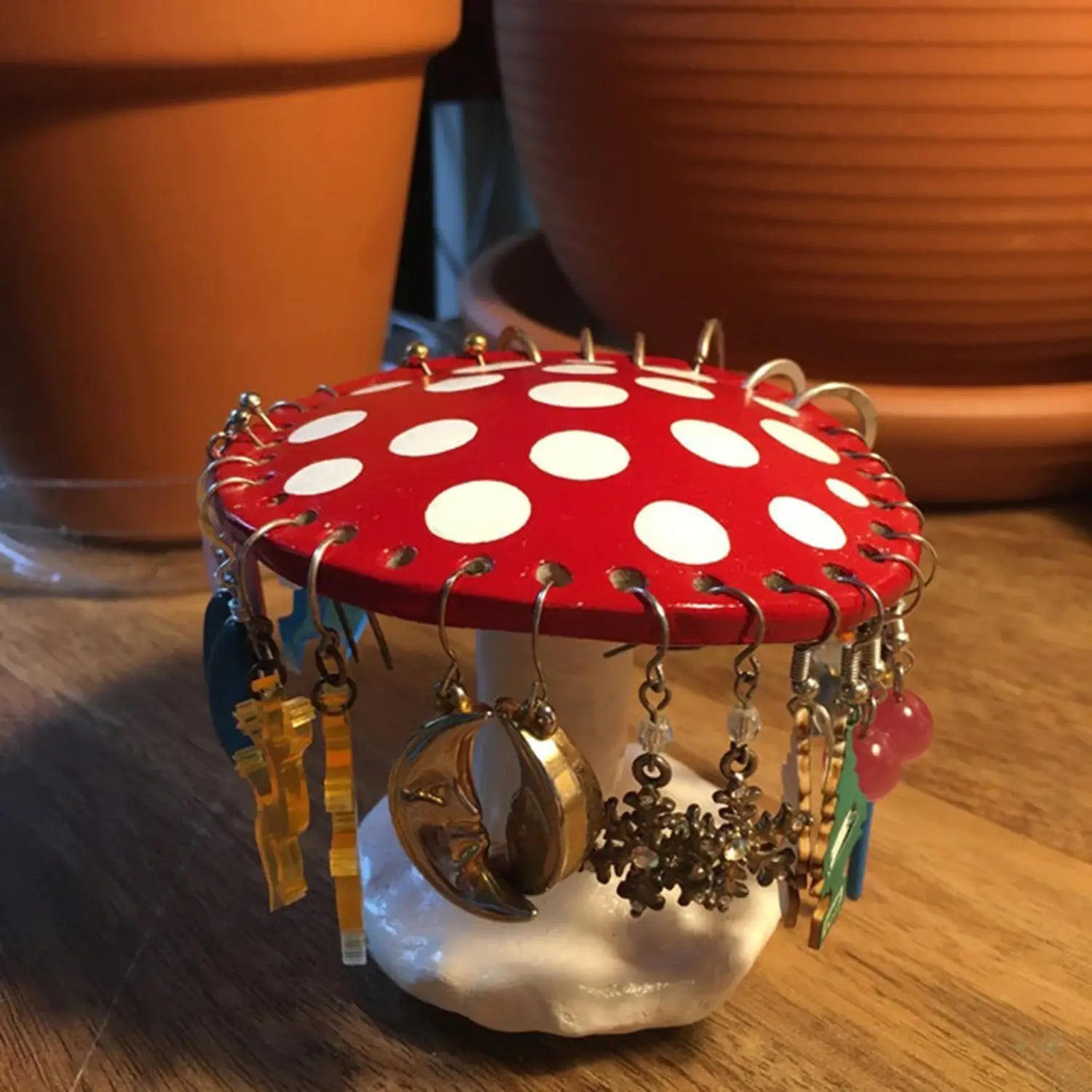 Mushroom jewellery holder