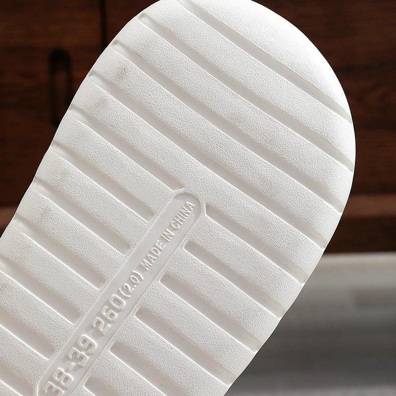 Non-slip bath slippers with open toe