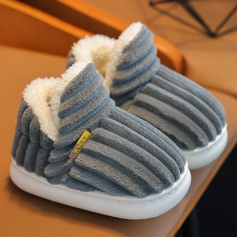 Non-slip children's slippers with soft sole and plush