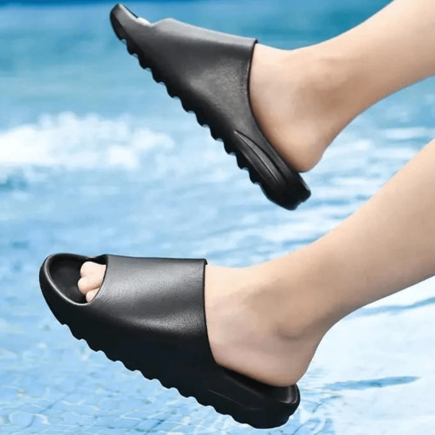 Non-slip comfortable slippers