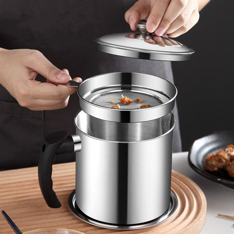 Oil filter pot