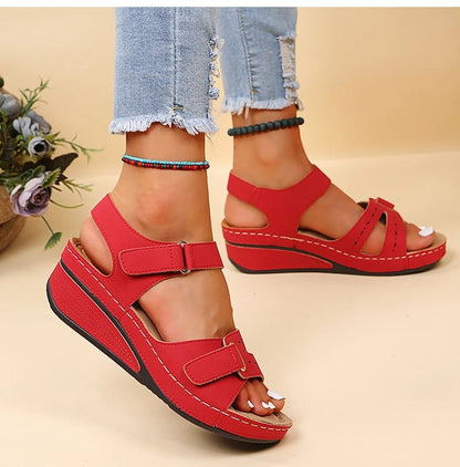 Orthopaedic platform sandals for women