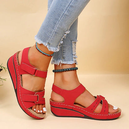 Orthopaedic platform sandals for women