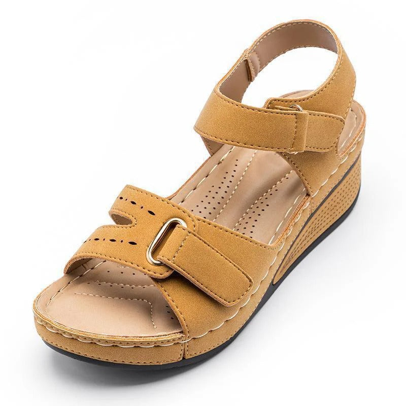Orthopaedic platform sandals for women