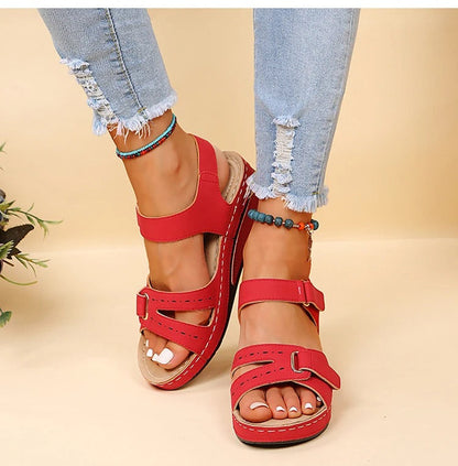 Orthopaedic platform sandals for women