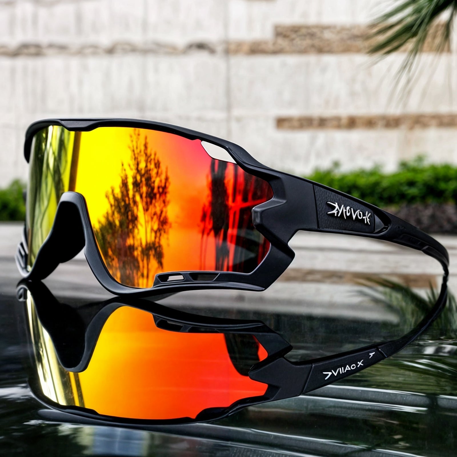 Photochromic sunglasses