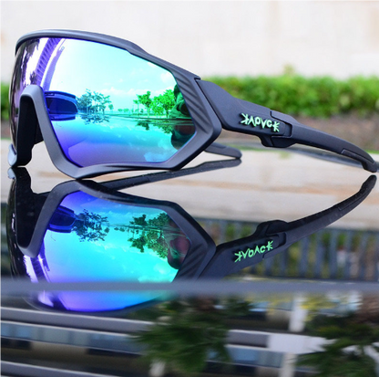 Photochromic sunglasses