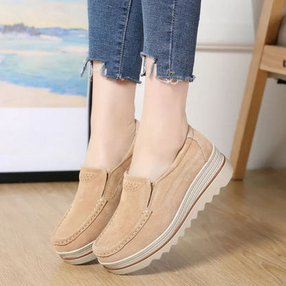 Platform trainers for women