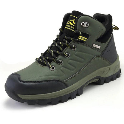 Plush hiking boots for men