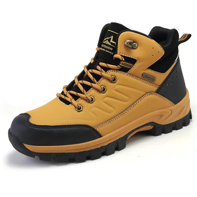 Plush hiking boots for men
