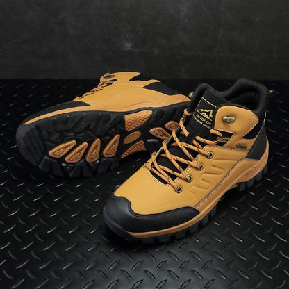 Plush hiking boots for men