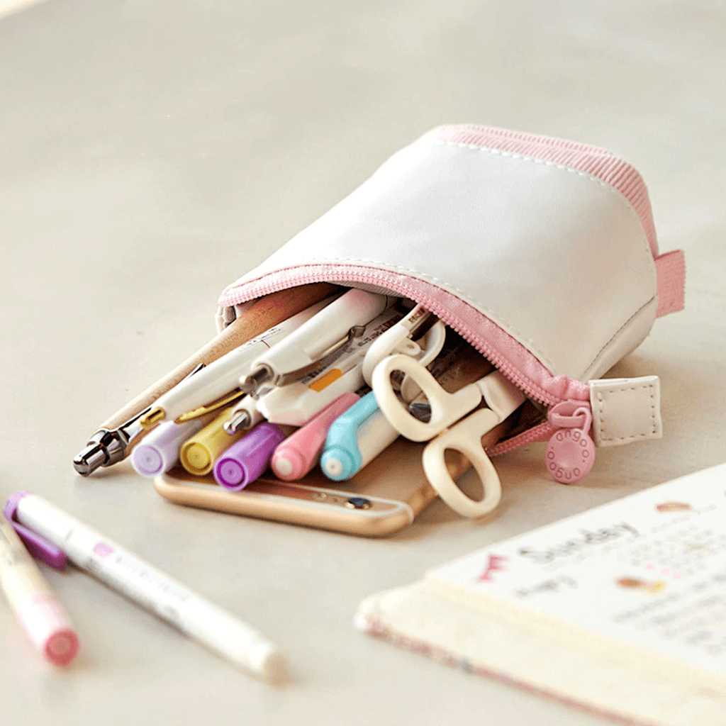 Pop-up pencil case