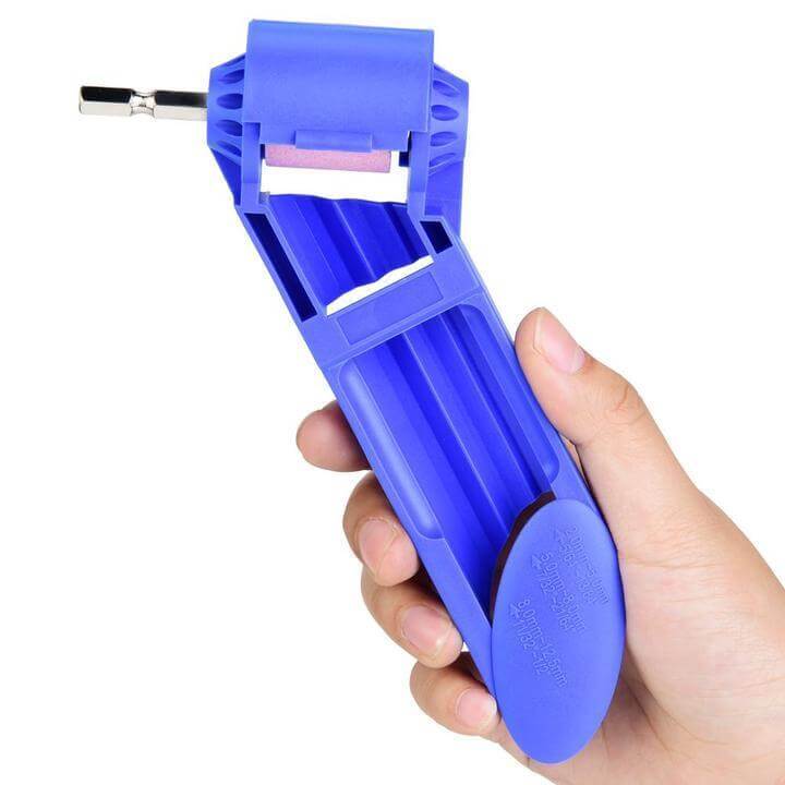 Portable drill bit sharpener