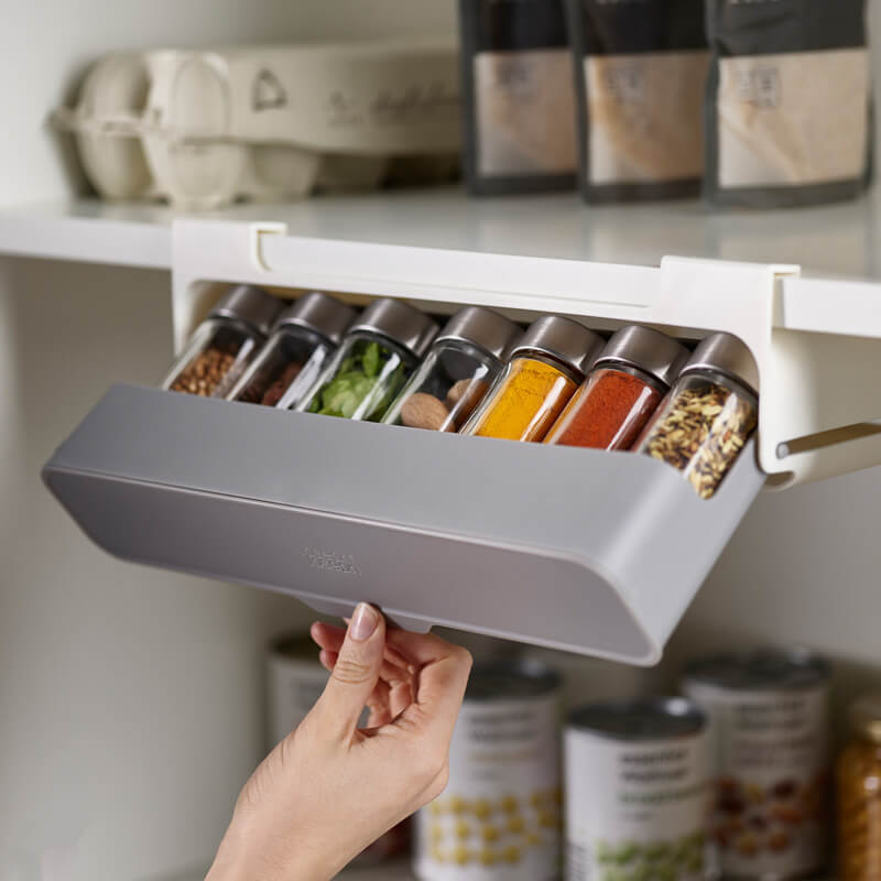 Pull-out Spice Rack