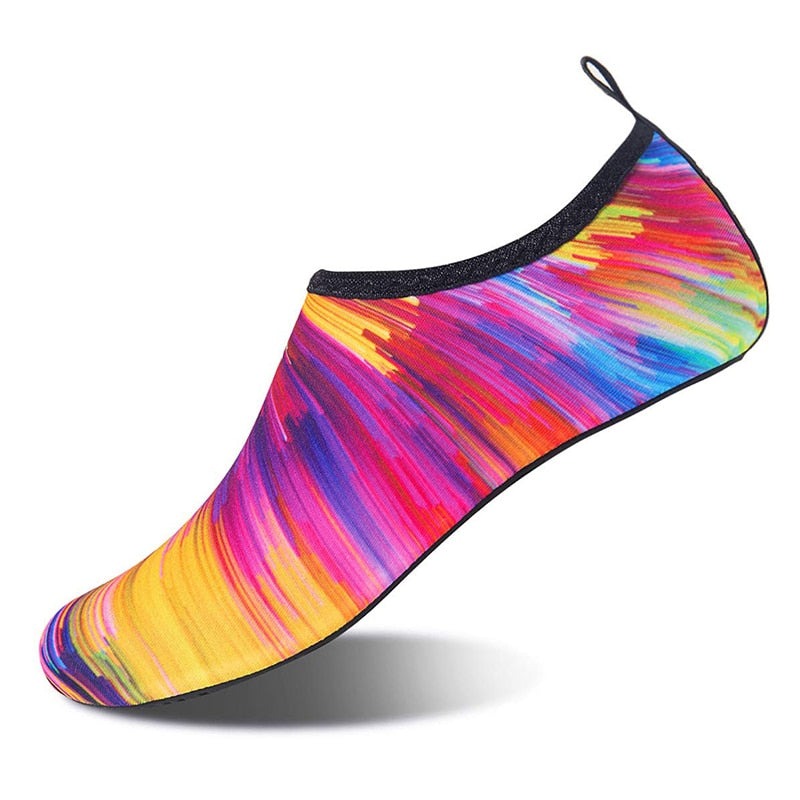 Quick-drying water socks