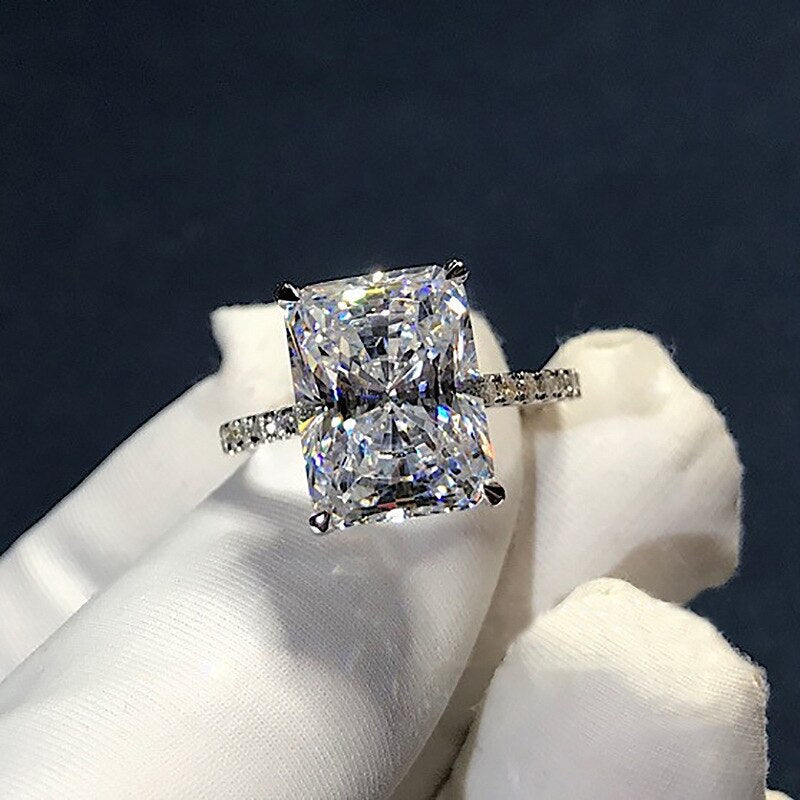 Radiant Cut Diamond Ring