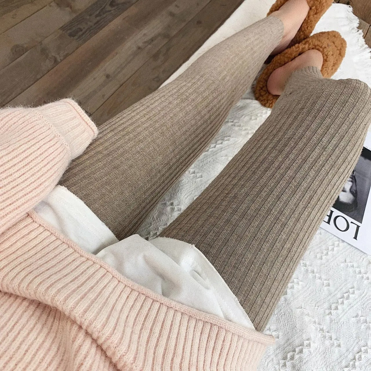 Ribbed high-waisted leggings for women