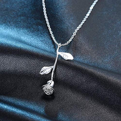 Rose Pendant Necklace