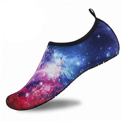 Quick-drying water socks