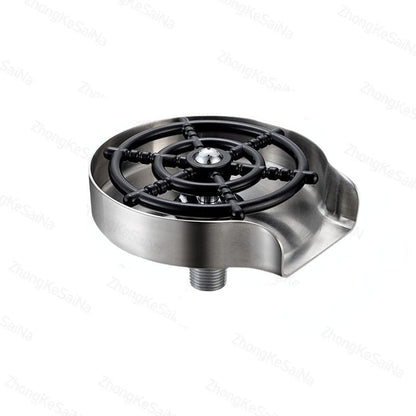 Automatic glass cleaner