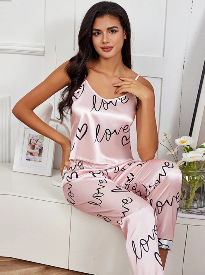 Satin look pyjama set for women