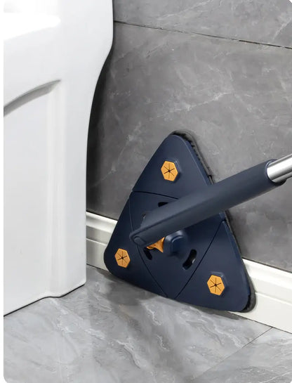 Self-turning triangular mop