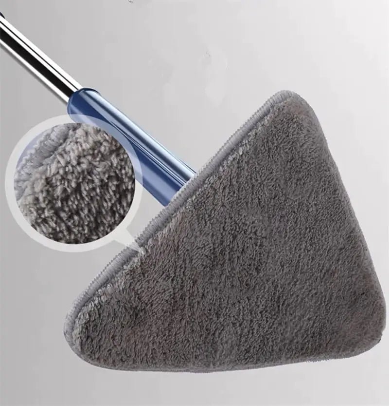 Self-turning triangular mop
