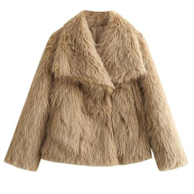 Short Women's Jacket Trendy Faux Fur for Autumn and Winter