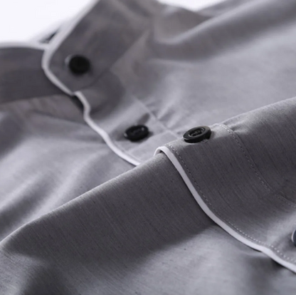 Slim-fit men's long-sleeved blouse