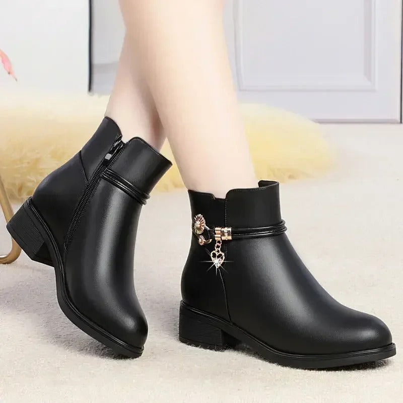 Soft Women's Rinestone Boots Leather Style