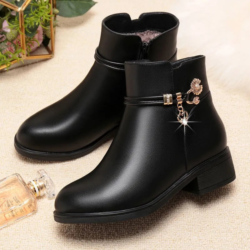 Soft Women's Rinestone Boots Leather Style