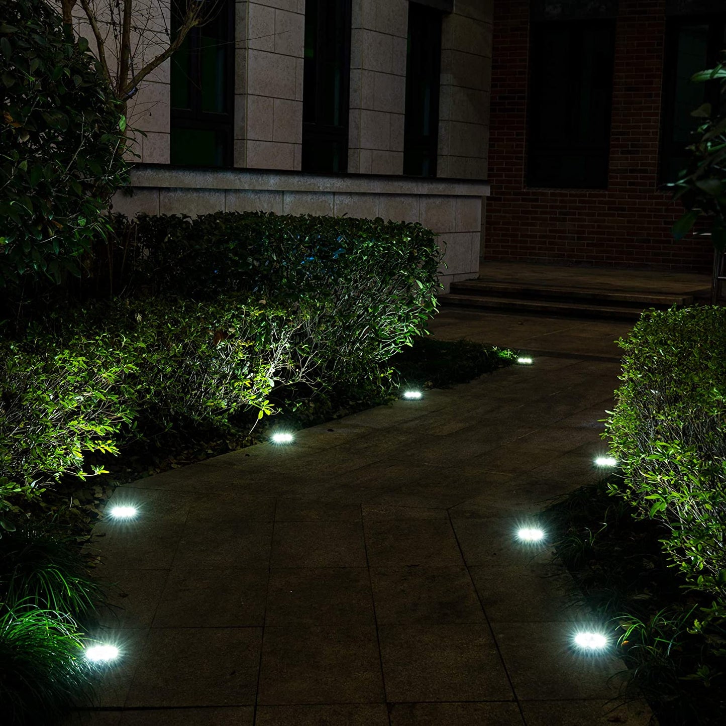 Solar-powered LED Disk Lamps