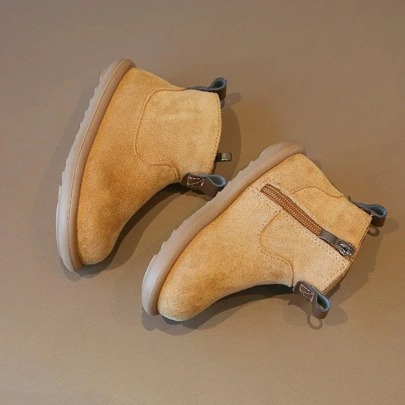 Suede non-slip boots for children