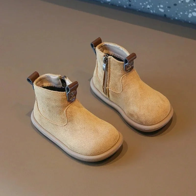 Suede non-slip boots for children
