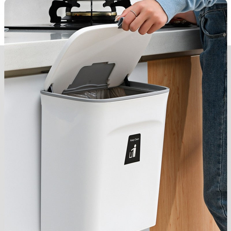 Suspended Waste Bin with Lid