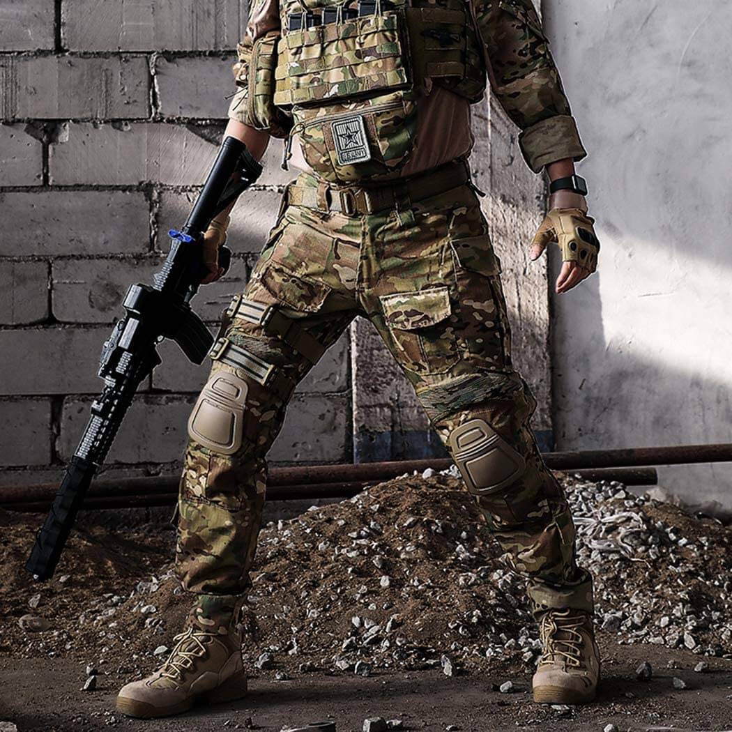 Tactical combat trousers
