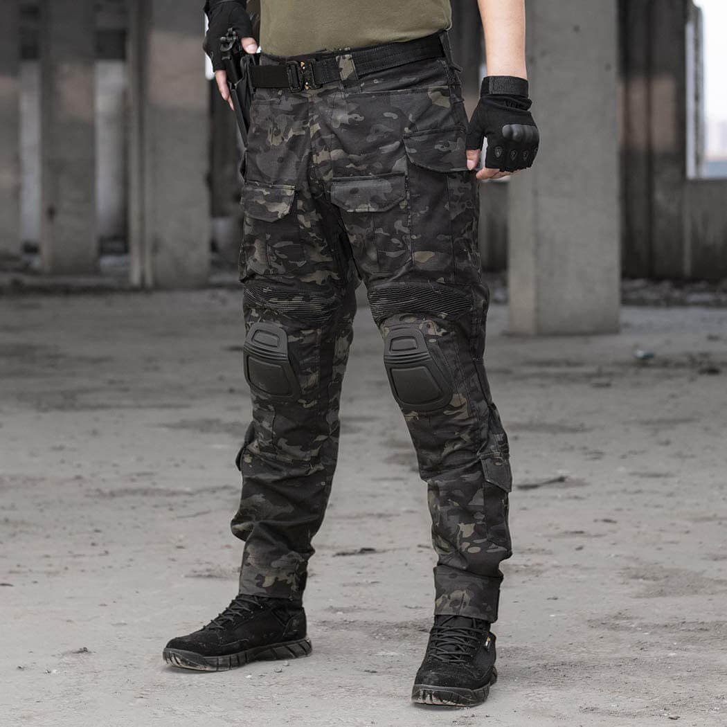 Tactical combat trousers