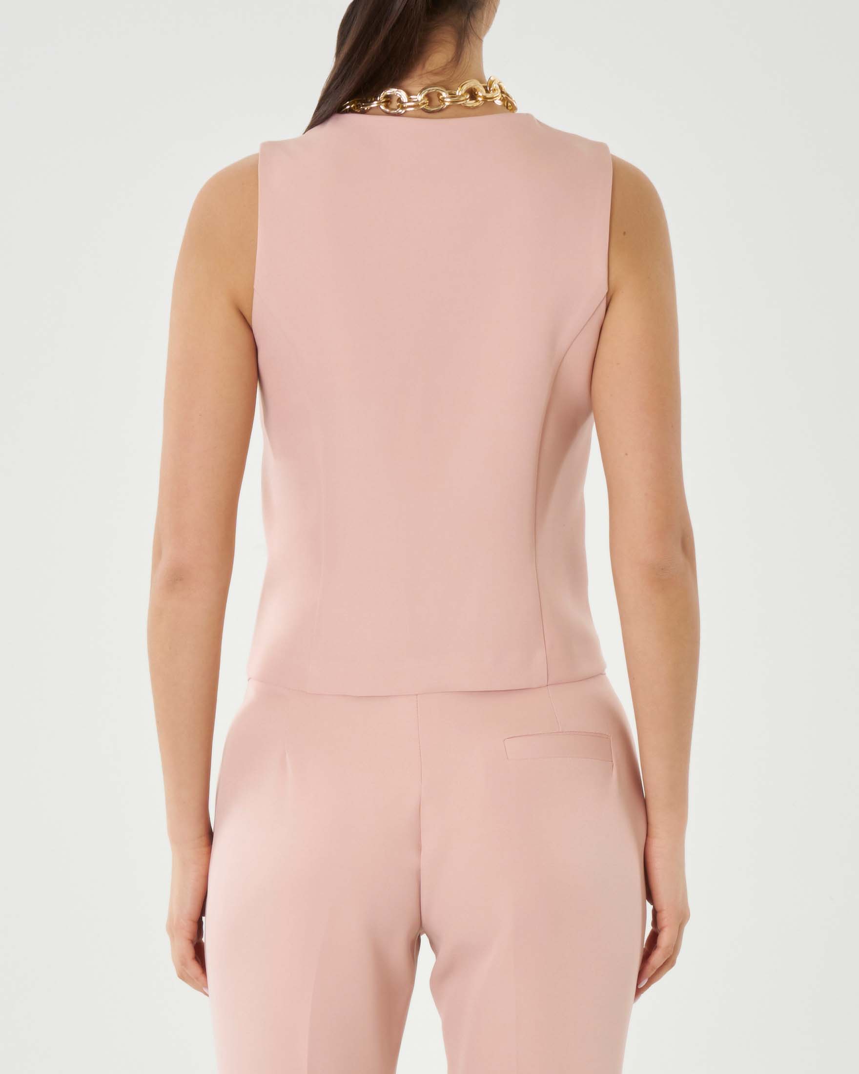 Trendy women's top & sleek straight-leg trousers