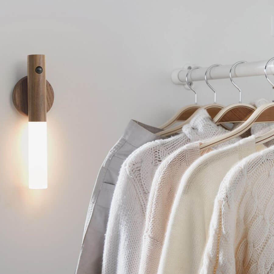 Ultra Slim Motion Activated Wall Lamp