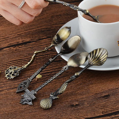 Vintage spoon set
