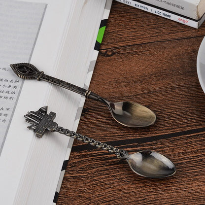 Vintage spoon set
