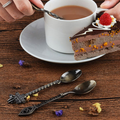 Vintage spoon set