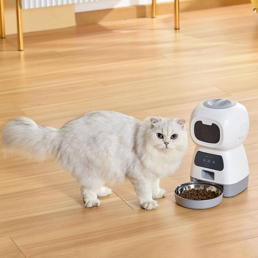 Voice recording automatic pet food