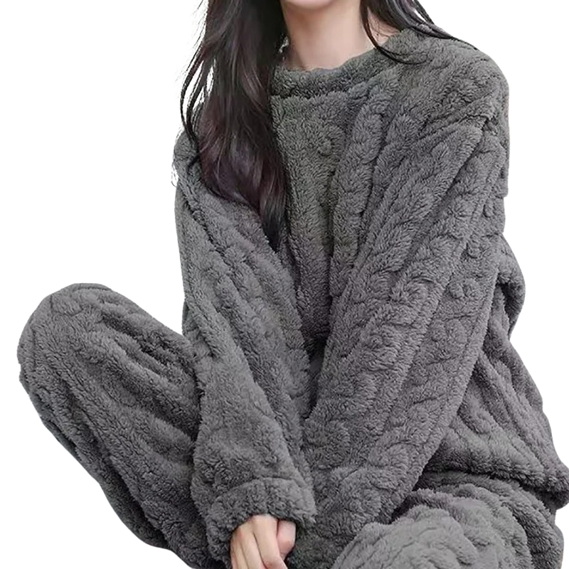 Warm fleece pyjama set for ladies