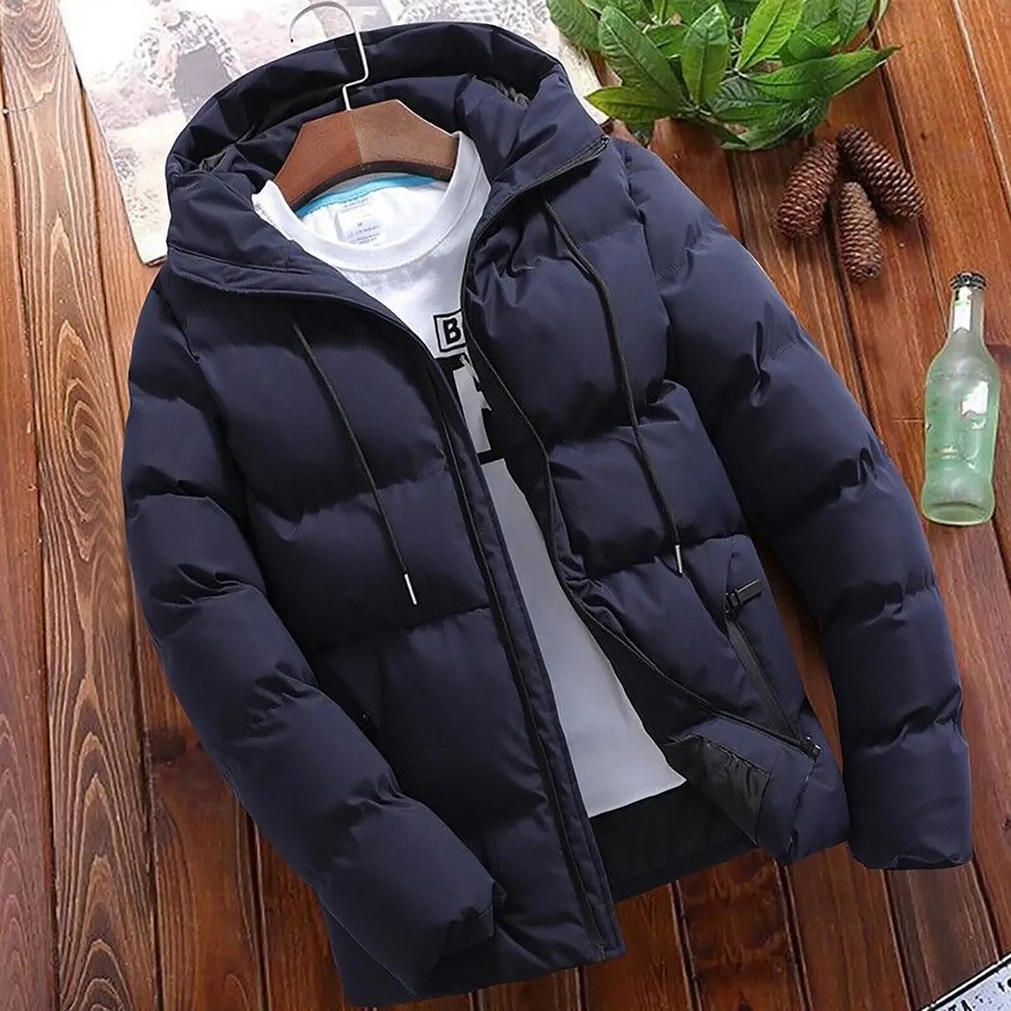 Warm hooded puffer jacket for men