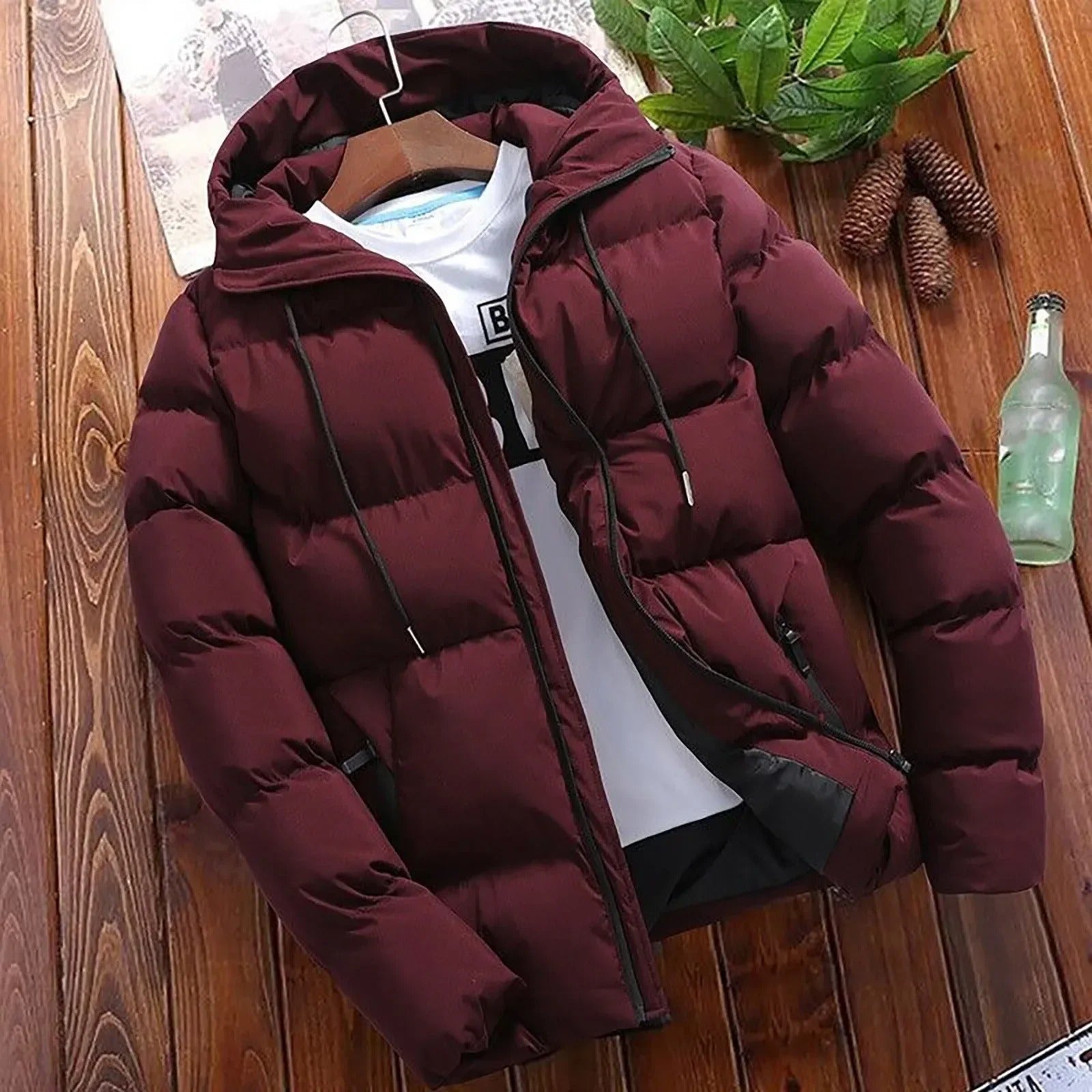 Warm hooded puffer jacket for men